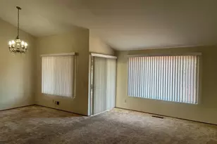 1520 Woodcreek Dr, Fairfield, CA 94534 - Photo 5