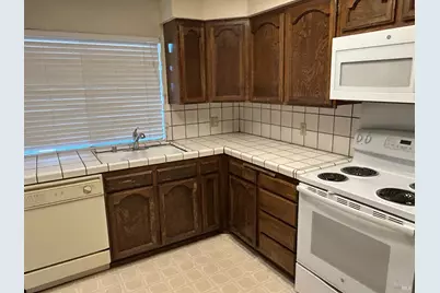 1520 Woodcreek Drive, Fairfield, CA 94534 - Photo 3