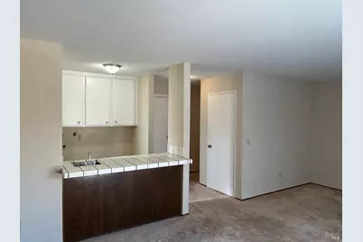 1520 Woodcreek Drive, Fairfield, CA 94534 - Photo 17