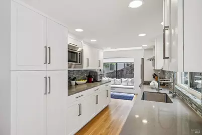 883 Magnolia Avenue, Larkspur, CA 94939 - Photo 15