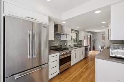 883 Magnolia Avenue, Larkspur, CA 94939 - Photo 17