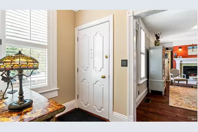 614 E Street, Petaluma, CA 94952 - Photo 9