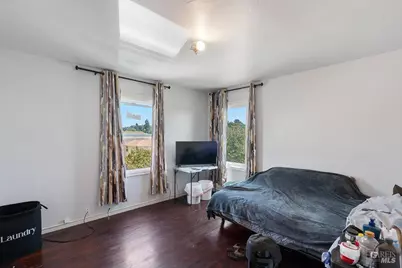 129 Hermosa Avenue, Vallejo, CA 94589 - Photo 17