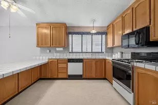 1409 Magnolia Ave, Rohnert Park, CA 94928 - Photo 15