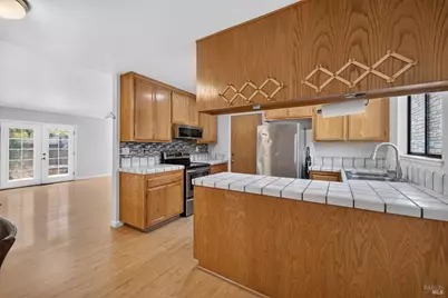 16 Ahlstrom Drive, Cotati, CA 94931 - Photo 9
