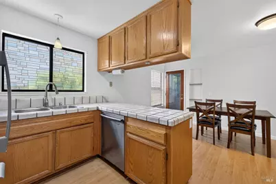 16 Ahlstrom Drive, Cotati, CA 94931 - Photo 11