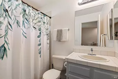 613 Isabella Court, Vacaville, CA 95687 - Photo 17