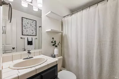 613 Isabella Court, Vacaville, CA 95687 - Photo 13
