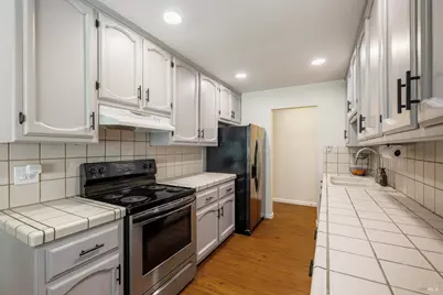 613 Isabella Court, Vacaville, CA 95687 - Photo 11