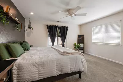 613 Isabella Court, Vacaville, CA 95687 - Photo 23