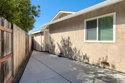 613 Isabella Court, Vacaville, CA 95687 - Photo 29