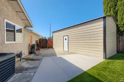 613 Isabella Court, Vacaville, CA 95687 - Photo 31
