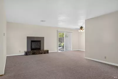 127 Kerns Court, Napa, CA 94558 - Photo 3