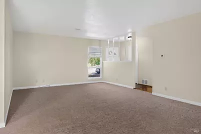 127 Kerns Court, Napa, CA 94558 - Photo 5