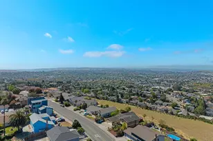 335 Skyline Dr, Vallejo, CA 94591 - Photo 57