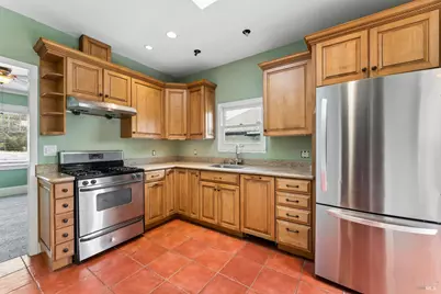 910 Branciforte Street, Vallejo, CA 94590 - Photo 9