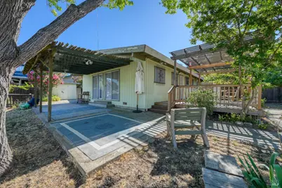 7295 Marina Court, Clearlake, CA 95422 - Photo 11