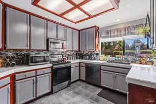 2158 Rachel Dr, Santa Rosa, CA 95401 - Photo 11
