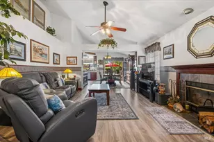 2158 Rachel Dr, Santa Rosa, CA 95401 - Photo 3