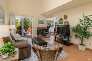 2 Pinewood Ln, Novato, CA 94947 - Photo 7