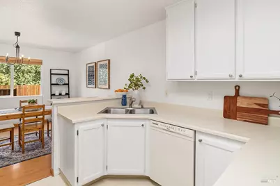 2 Pinewood Lane, Novato, CA 94947 - Photo 13