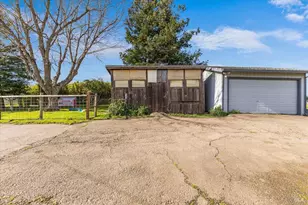 166 Davis Ln, Penngrove, CA 94951 - Photo 43