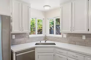 1890 Howard Dr, Windsor, CA 95492 - Photo 15