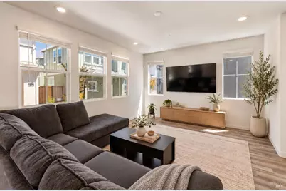 128 Clownfish Street, Suisun City, CA 94585 - Photo 9