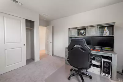128 Clownfish Street, Suisun City, CA 94585 - Photo 19