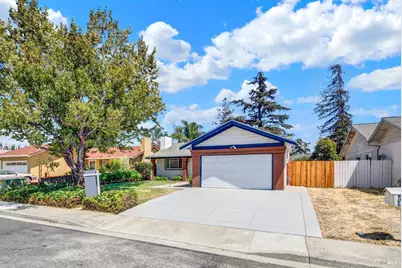 519 Crested Drive, Suisun City, CA 94585 - Photo 13