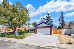 519 Crested Dr, Suisun City, CA 94585 - Photo 13