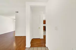 519 Crested Dr, Suisun City, CA 94585 - Photo 23