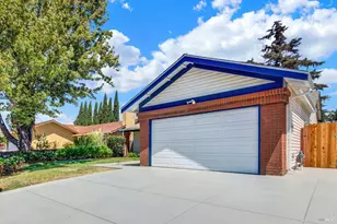 519 Crested Dr, Suisun City, CA 94585 - Photo 17