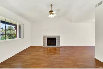 519 Crested Drive, Suisun City, CA 94585 - Photo 25