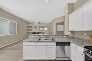 625 Blossom Oak Ct, Vacaville, CA 95688 - Photo 17