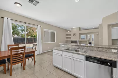 625 Blossom Oak Court, Vacaville, CA 95688 - Photo 19