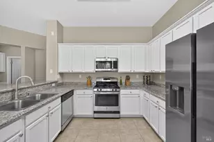 625 Blossom Oak Ct, Vacaville, CA 95688 - Photo 15