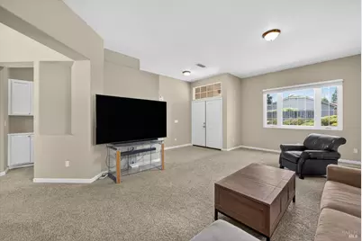 625 Blossom Oak Court, Vacaville, CA 95688 - Photo 9