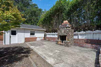 333 Lincoln Street, Santa Rosa, CA 95401 - Photo 15