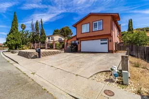 126 Parkhaven Dr, Vallejo, CA 94591 - Photo 37