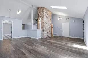 152 Rancho Bonito Cir, Petaluma, CA 94954 - Photo 5