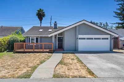 152 Rancho Bonito Circle, Petaluma, CA 94954 - Photo 1