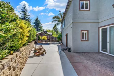 1894 Hummingbird Drive, Fairfield, CA 94534 - Photo 51