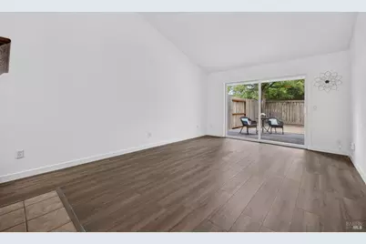 7259 Camino Colegio, Rohnert Park, CA 94928 - Photo 15
