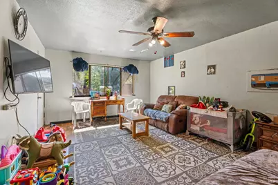 490 Della Avenue, Willits, CA 95490 - Photo 5