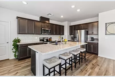 1025 Yateley Court, Vacaville, CA 95687 - Photo 13