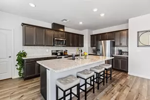 1025 Yateley Ct, Vacaville, CA 95687 - Photo 13