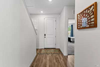 1025 Yateley Court, Vacaville, CA 95687 - Photo 5