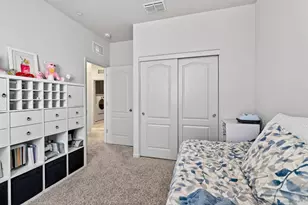 1025 Yateley Ct, Vacaville, CA 95687 - Photo 37