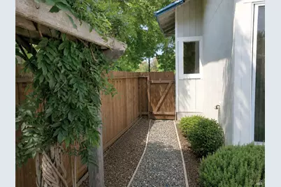 42 Meridian Circle, Rohnert Park, CA 94928 - Photo 27